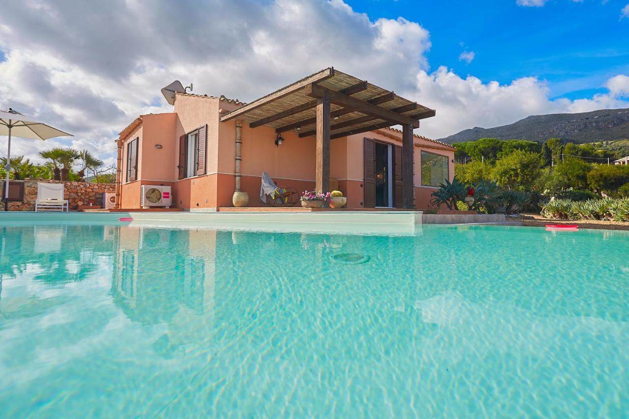 Villa Tari Скопело Екстериор снимка